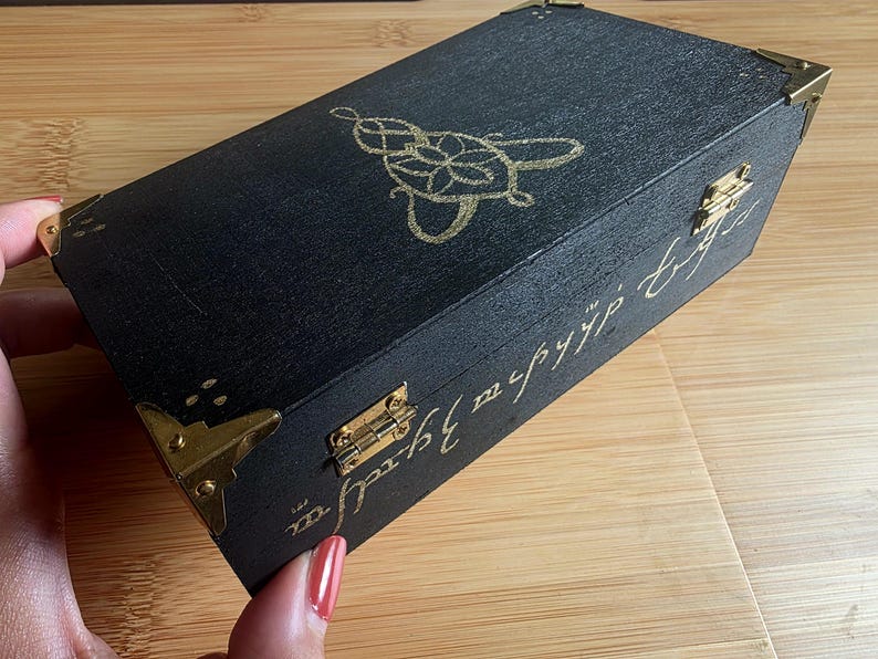 Lord of the rings ring box image 5