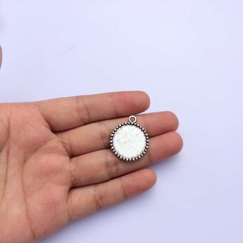 Fits 18mm Dia Round Cameo Cabochon Base Setting Bronze Silver Tone Jewelry Making Components 10pcs T625