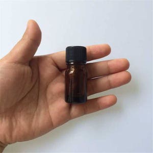 12pcs 5ml 10ml 15ml 20ml 30ml 50ml 100ml Glass Bottles with Black Leakproof Cap Brown Glass Bottle Jars Containers