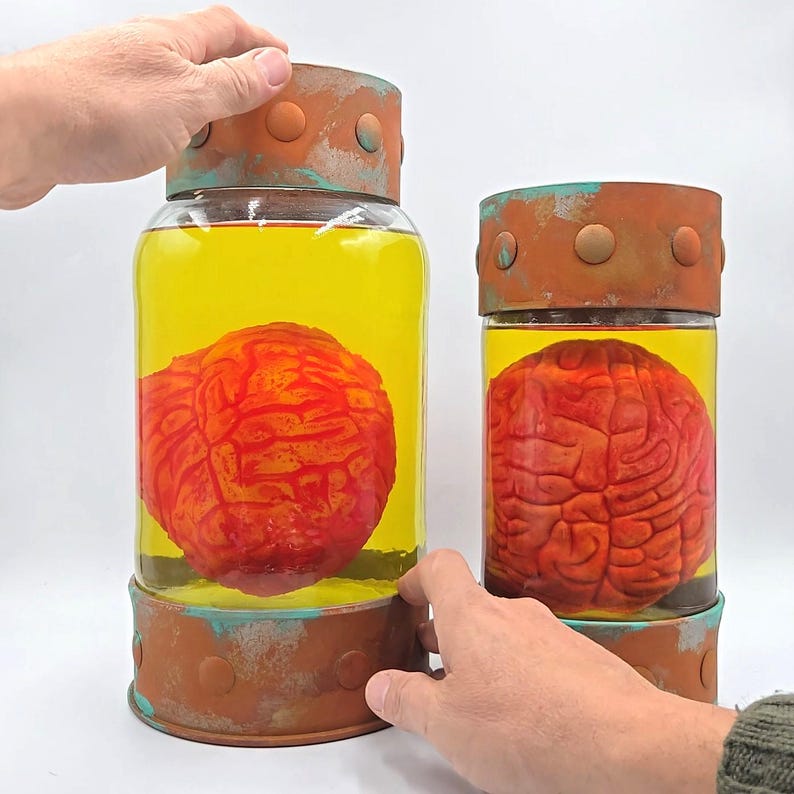 Brain Lamp in a Glass Jar With Light Mad Scientist Laboratory Decor ...