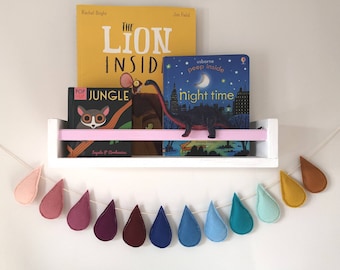 Scandi earthy muted Raindrop Garland, Droplet Garland, Felt Garland, Nursery decor, pastel rainbow banner, Nursery Garland,Teardrop Garland