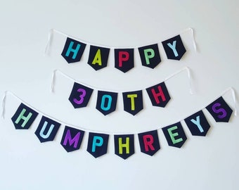 Stoff Happy Birthday Bunting, personalisierte Geburtstagsgirlande, schwarzes Geburtstagsbanner, Stoff Bunting, maßgefertigt Banner, Regenbogen Geburtstag.