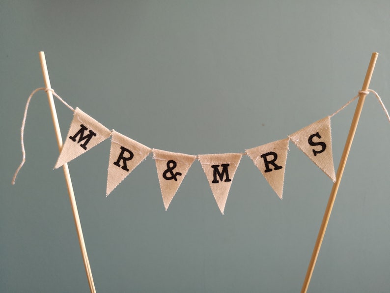 Mr And Mrs cake bunting, cream cake topper, Mr & Mrs, Hessian cake bunting, wedding cake topper, burlap wedding, rustic cake topper,wedding image 3