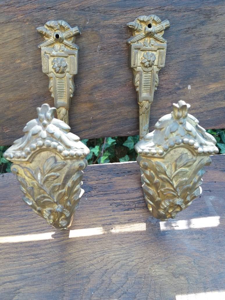 Le Rideau en Bronze Retiennent Des Dos Ormolu Antiques Français Drapes Supports de Pansement Traitem