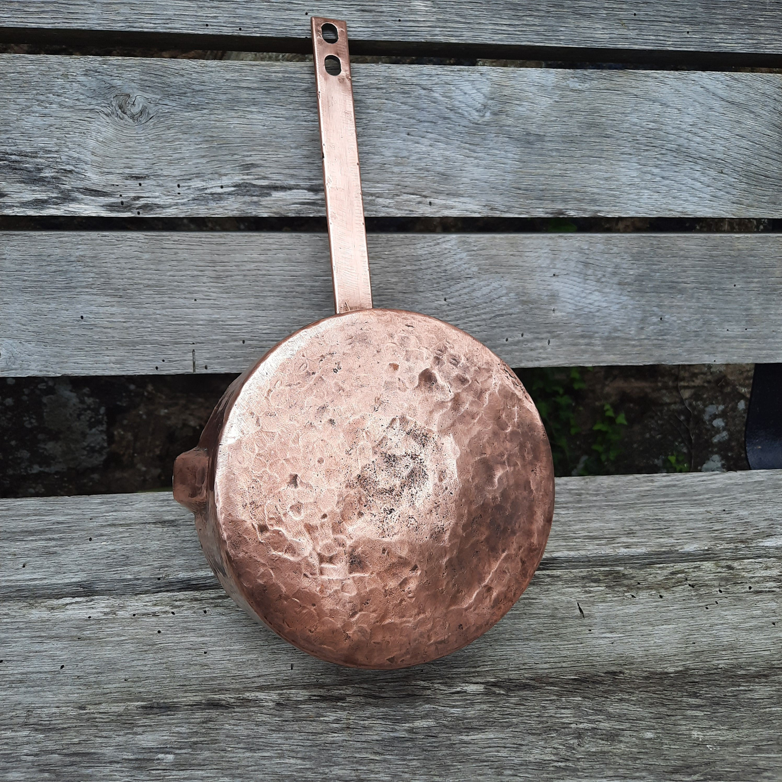 Small Hammered Copper Saucepan 4.7 - Chef Tool