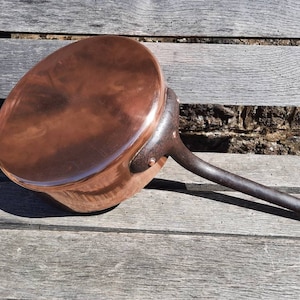 Große, schwere Sauteuse aus Kupfer, Vintage-Kochgeschirr, klassisches französisches Kochgeschirr, Restaurantqualität, mit Zinn ausgekleidete Töpfe mit 2,5-mm-Eisengriff