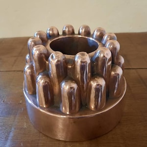 Antique copper jelly mold hollow centre large preserves kitchen decor french home baking jellies victorian aspic pudding cookware tin lined