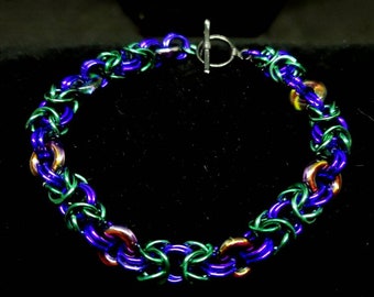 Handmade Chainmaille byzantine bracelet with Czech glass donuts