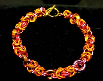 Handmade Chainmaille byzantine bracelet with Czech glass donuts