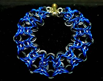 Handcrafted Anondized Aluminum Olivia Byzantine Chain Maille Bracelet