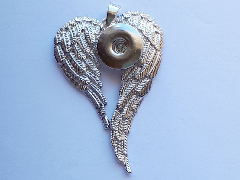 Necklace Pendant 1 Large Wing Charms Snap Button Antique Silver Tone