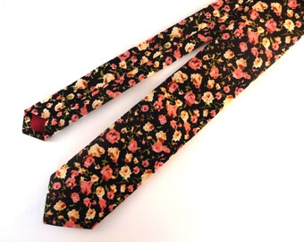 Black Floral Necktie with Pink Flowers, Flower Necktie, Man Necktie, Man Floral Tie, Mens Tie, Wedding Necktie
