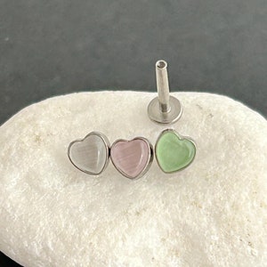 NEW ‣ 16g - ASTM F136 Implant Grade Titanium - Cat Eye Stone Heart -Tragus Conch Helix