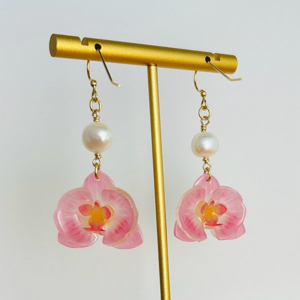 NEW ‣ A Pair - Shrinky Dink Orchid Flower Pearl Lobe Earrings - Gold Hoop Earrings