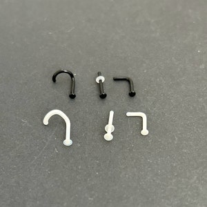 18g ‣ Clear Glass Nose Studs