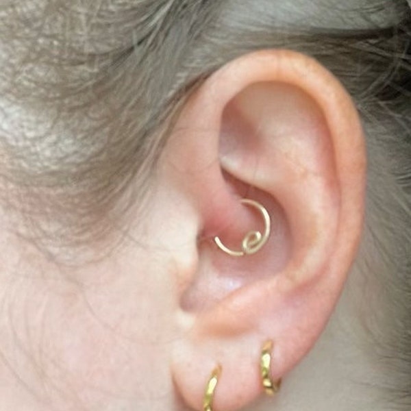 20 18  gauge Daith Earring