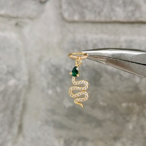 20 g 18 g - Or 14 carats - Bague conque cartilagineuse avec breloque
