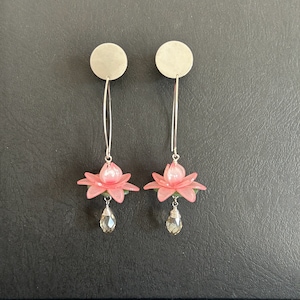2 pcs -Flower Ear Plugs- Stainless Steel - Ear Weights - Gauges -Ear gauges