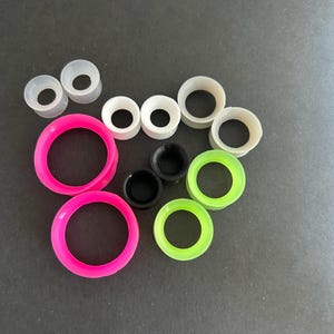 2 pcs - Soft Silicone Ear Gauges - Ear Tunnels
