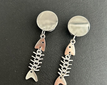 2 pcs - Fish Ear Plugs- Stainless Steel - Ear Weights - Gauges -Ear gauges