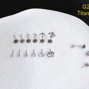 1pc -20g 18g  16g - Verified Titanium - Diamond  Push In Labret  - Threadless Push In Labret -Hypoallergenic Piercing