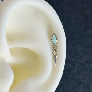 NOWOŚĆ ‣18g 16g ‣ Zweryfikowany tytan • Kolczyk opalowy do wargi • Kolczyk z gwintem wewnętrznym do wargi • Kolczyk helisy • Hipoalergiczny piercing