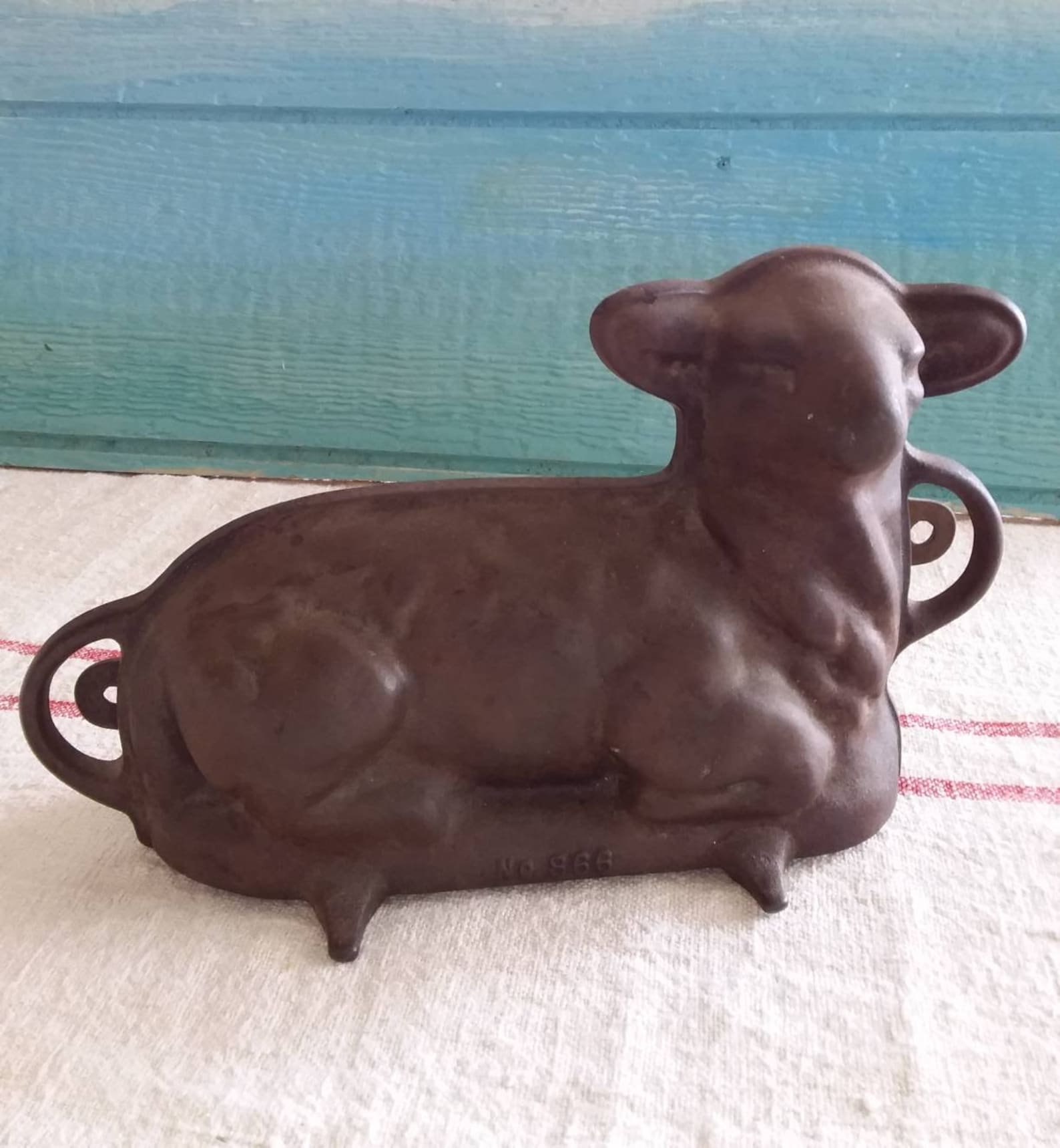 German Easter Lamb Cake Recipe and Lamb Molds | A German Girl in America