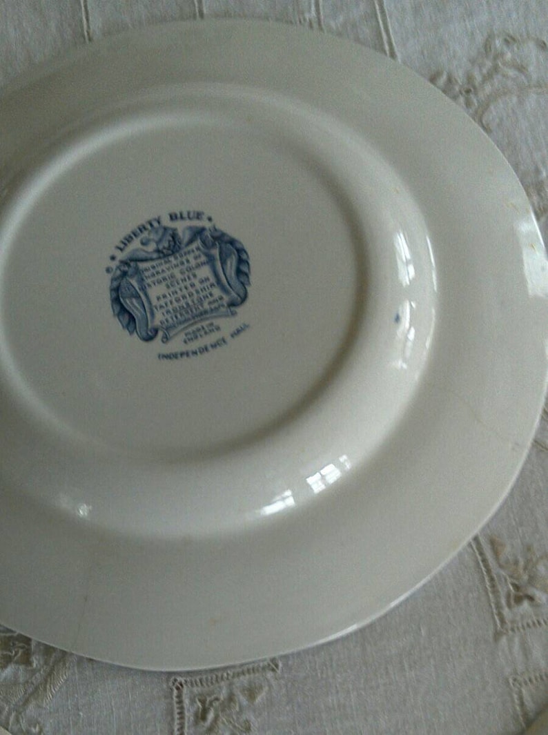 Serve ware Antique Shape Horn Mold Bottom Serving Plate Premium Quality Set Of 3