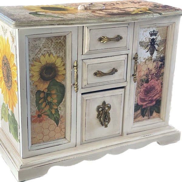Sunflower and Queen Bee painted jewelry box with floral design, necklace, bracelet, ring storage, jewelry drawers, gift for her
