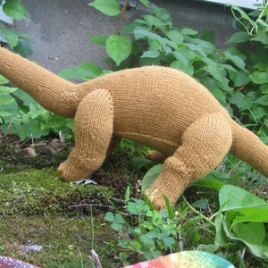 Apatosaurus Knitting Pattern image 2