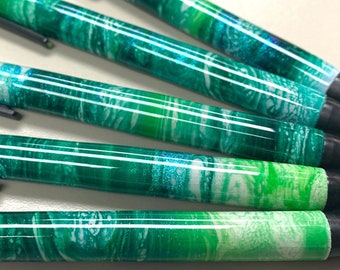 Stylo à bille en marbre vert