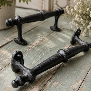 Rustic White Cast Iron Handle | Farmhouse Cabinet Pull | Distressed Drawer Handle | Vintage Furniture Hardware | Shabby Chic Decor