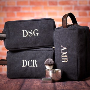 Personalized Dopp Kit, Personalized Shaving Kit, Groomsmen Gift Ideas, Men&#39;s Travel Case, Groomsman Gift, Canvas Toiletry Bag for Groomsmen