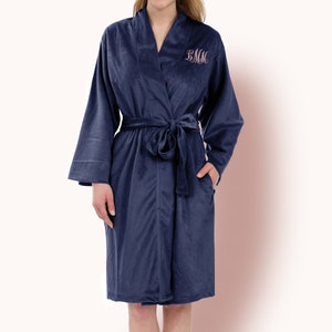 Personalized Women&#39;s Robe, Soft Velvet Fleece Robe, Christmas Gift for Her, Women&#39;s Holiday Gift, Cute Gift Idea, Warm Winter Robe Gift