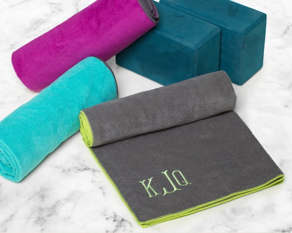 Personalized Yoga Towel Gift, Monogrammed Yoga Towel Non-slip Quick Drying,  Custom Yoga Towel, Personalized Towel, Cute Gift Idea 