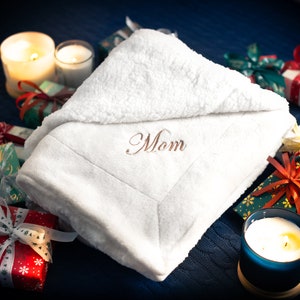 Personalized Fleece Blanket Gift for Mom, Monogrammed Sherpa Fleece Throw, Custom Name Holiday Christmas Gift, Gift for Dad, Family, Clients