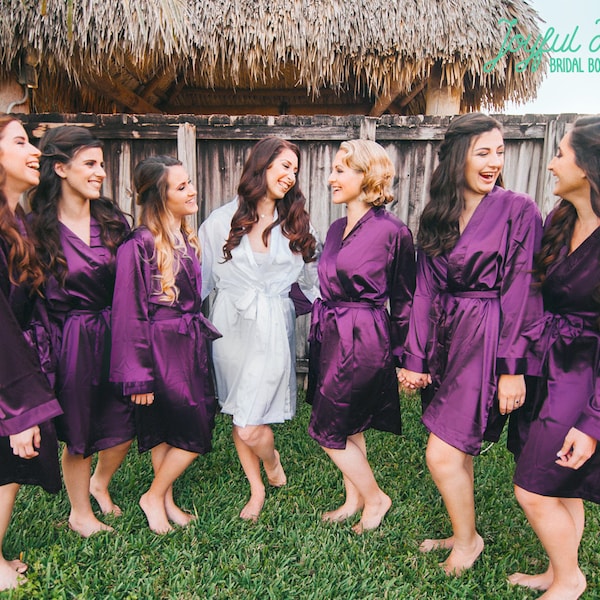 SALE Set of 7+ Personalized Purple Satin Robes, Bridesmaid’s Gift, Bridal Party Robes, Set of Bridesmaids Robe, Wedding Robe Gown