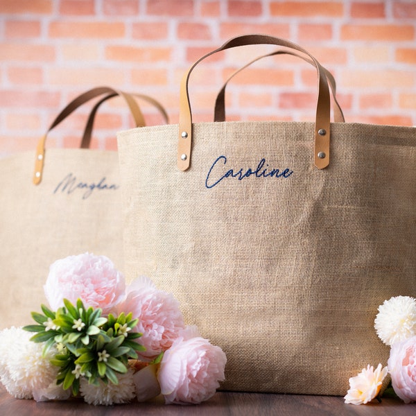 BULK SALE Bridesmaid Gift Beach Bags, Set of 5+ Personalized Jute Tote Bags, Set of 6, 7, 8 Beach Bags, Custom Name Burlap Beach Bag Set