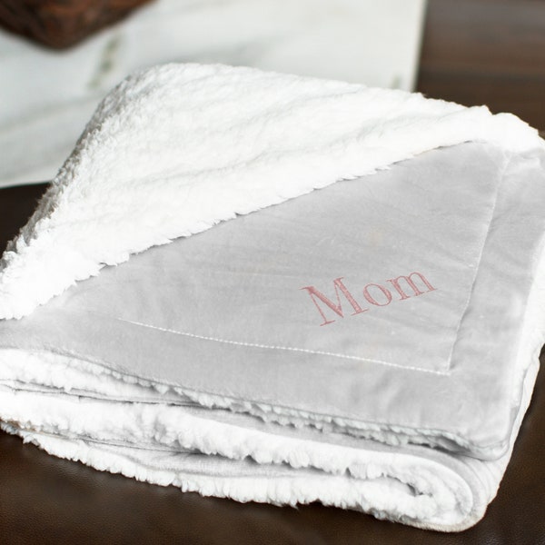 Personalized Fleece Blanket, Sherpa Fleece Blanket Present, Custom Gift for Mom, Cute Mother's Day Gift, Christmas Blanket Gift for Mom