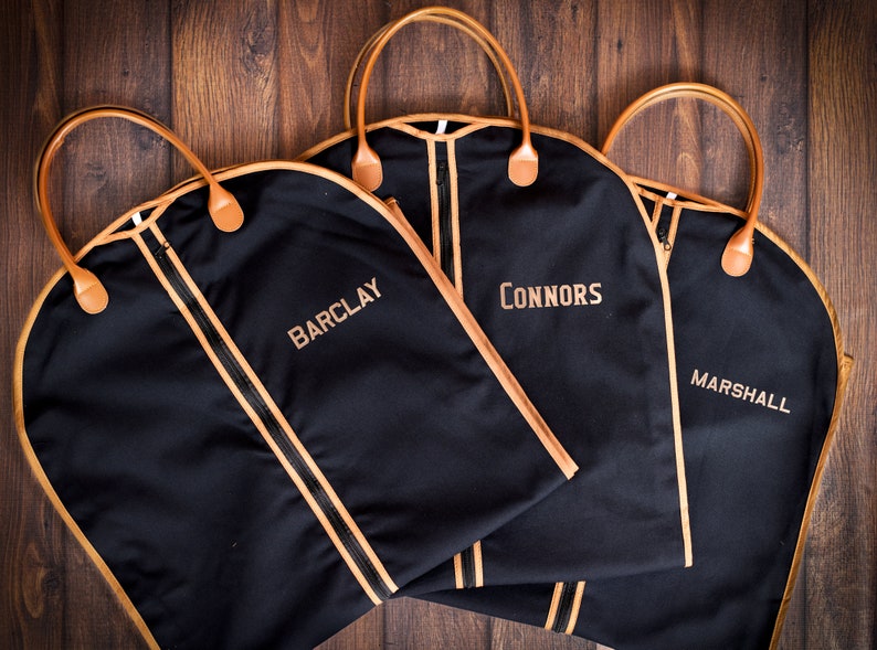 Groomsmen Gift Custom Name Suit Bag, Leather Handle Garment Bag, Gift for Groomsmen, Father of Groom, Canvas Suit Bag, Monogrammed Suit Bag bild 6