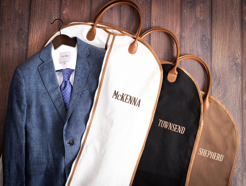 Groomsmen Gift Custom Name Suit Bag, Leather Handle Garment Bag, Gift for Groomsmen, Father of Groom, Canvas Suit Bag, Monogrammed Suit Bag bild 2
