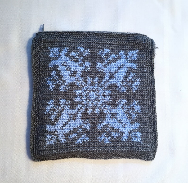 crochet zipper pouch