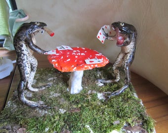 taxidermie grenouille joueuse de cartes crapaud  taxidermy frog poker curiosité oditties