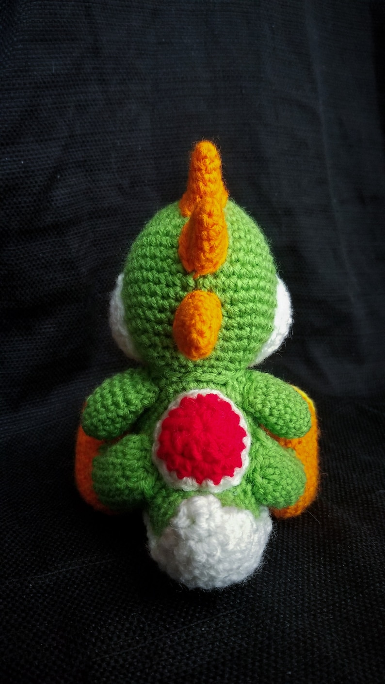 PATTERN: Yoshi amigurumi image 6