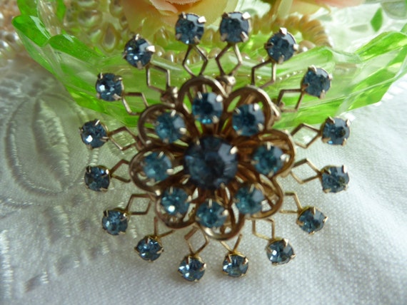Blue Crystal Brooch, Vintage Rhinestone Brooch, F… - image 1