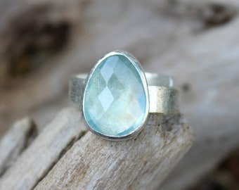 Aquamarine Gemstone Ring,  sterling silver ring, Aquamarine Jewelry, March Birthstone Ring, Raw Stone Ring, Aquamarine ring