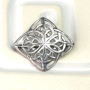 Silver Celtic Brooch Celtic Knot Brooch Sterling Silver Celtic Brooch Vintage Gift for Her Scottish Wedding Gift Traditional Silver Jewelry