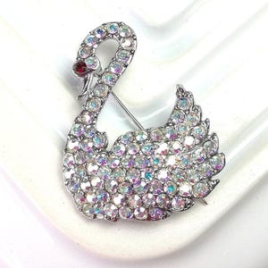 Vintage Aurora Borealis Rhinestone Swan Brooch: Sparkly Diamanté Pin