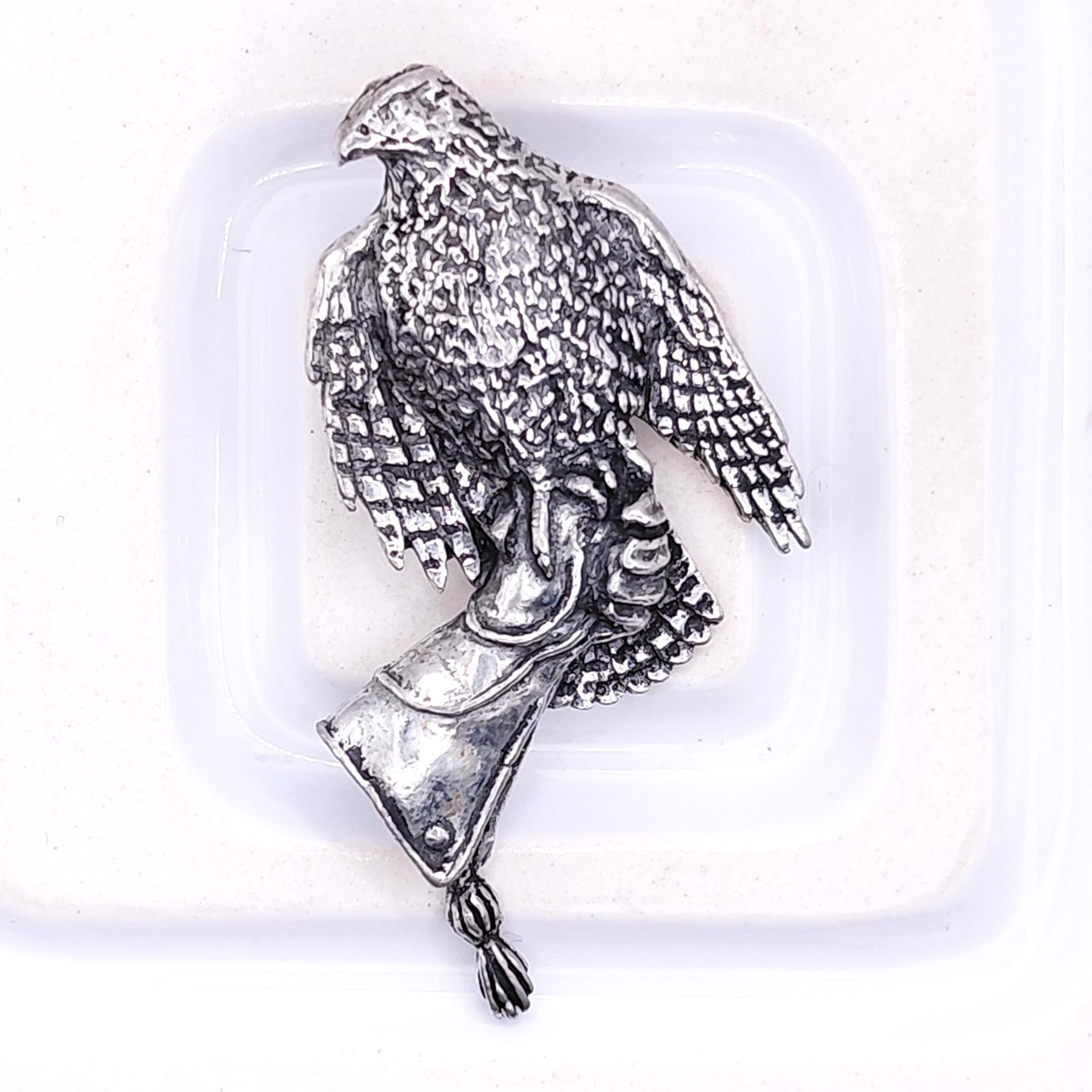 鳥の獲物のブローチ - Etsy 日本