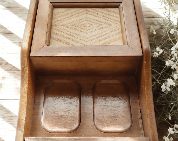 Vintage Men's Wooden Dresser Valet | Organizer | Jewelry Box